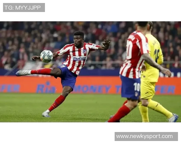 托马斯状态平平20投6中三分球命中率低迷仅获19分表现不佳 托马斯状态平平20投6中三分球命中率低迷仅获19分表现不佳