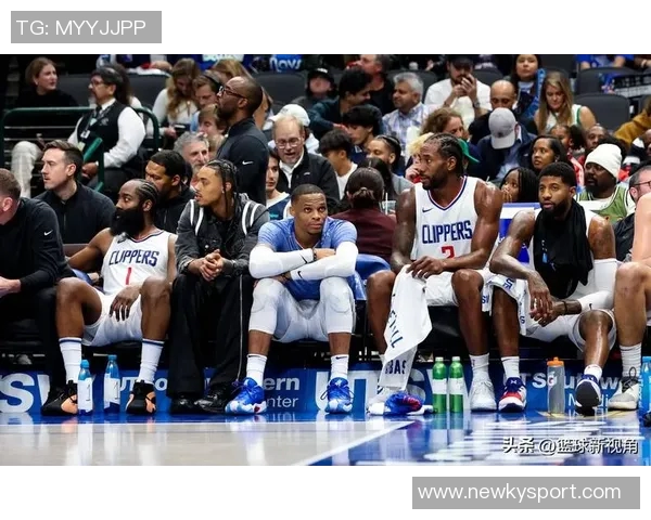 美媒建议快船重建计划送走哈登保罗比尔科林斯小琼斯邓恩重塑球队未来 美媒建议快船重建计划送走哈登保罗比尔科林斯小琼斯邓恩重塑球队未来