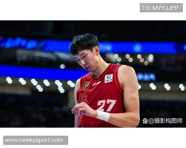 周琦22分钟内高效表现9中7砍下15分9板正负值惊人达到35