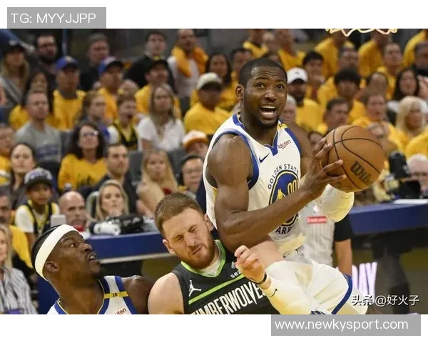 巴特勒称赞库明加为攻防核心近期表现令人惊艳助力球队目标实现 巴特勒称赞库明加为攻防核心近期表现令人惊艳助力球队目标实现