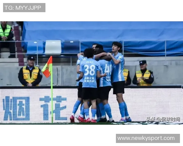 国安前锋法比奥在对阵大连英博比赛中戴帽当选中超第26轮最佳球员